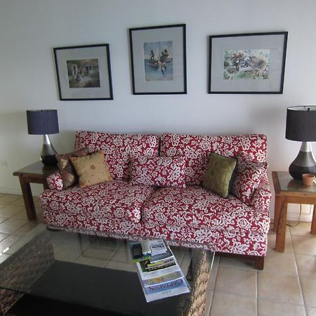 Fort Recovery Villa Suites Hotel Freshwater Pond Room photo