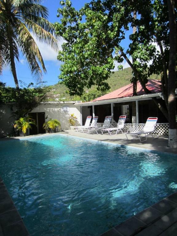 Fort Recovery Villa Suites Hotel Freshwater Pond Exterior photo